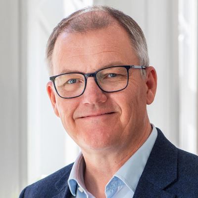 Bankdirektør Jesper Schiøler